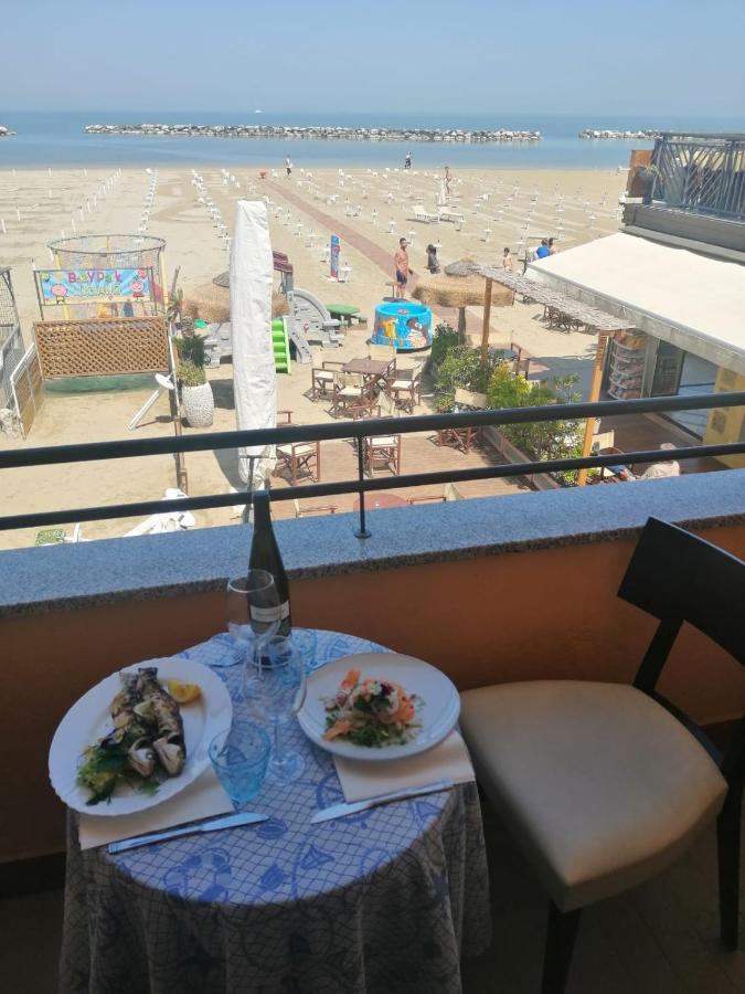 Hotel Riposo Gatteo a Mare Esterno foto