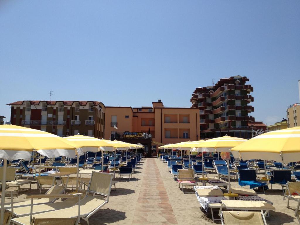 Hotel Riposo Gatteo a Mare Esterno foto
